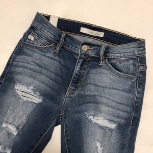 Distressed denim skinny jeans 👖💕 like new!